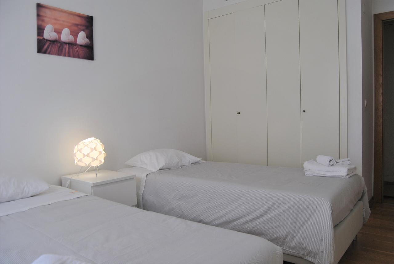 Parque Nacoes Prime Apartments 13 Lisbon Luaran gambar