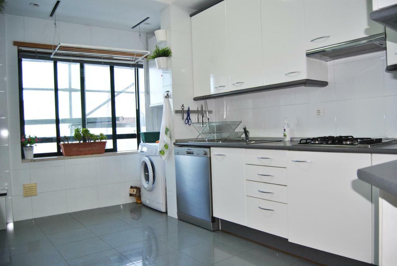 Parque Nacoes Prime Apartments 13 Lisbon Luaran gambar