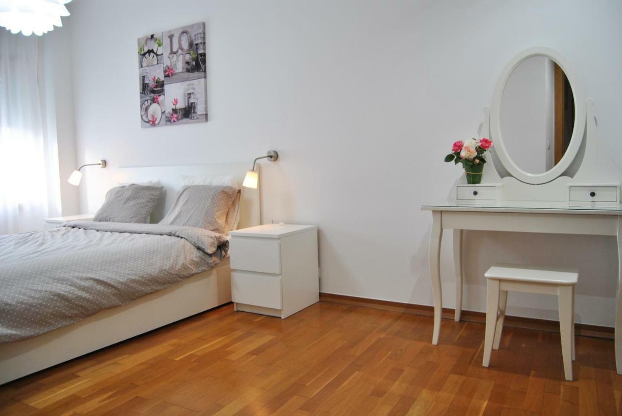 Parque Nacoes Prime Apartments 13 Lisbon Luaran gambar