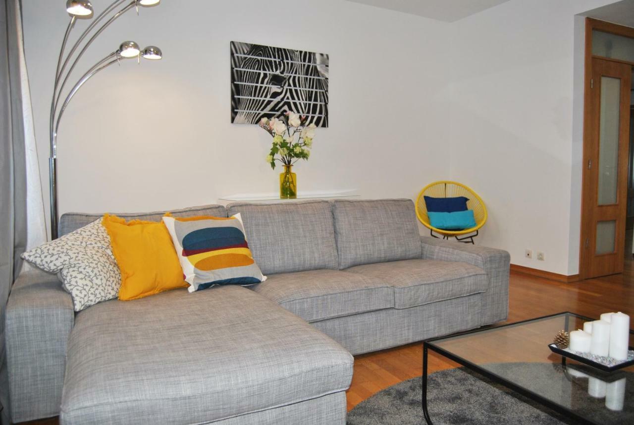 Parque Nacoes Prime Apartments 13 Lisbon Luaran gambar